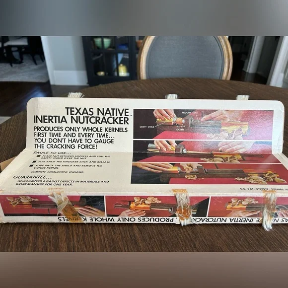 Vintage 1960s Texas Inertia Nutcracker - Picture 6 of 8